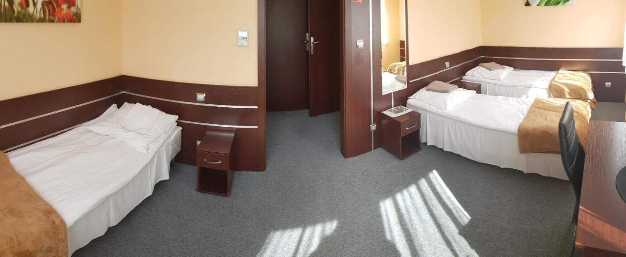 Gosciniec Biznesowy Pansiyon Dąbrowa Górnicza Dış mekan fotoğraf